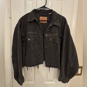 Levi's Black Cropped Distressed Denim Trucker Jacket